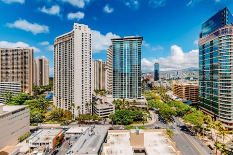 Pavilion at Waikiki 1804 - 30 Night Minimum Apartment in McCully-Moiliili