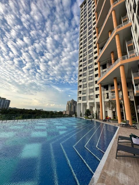 Pool view, Swimming pool