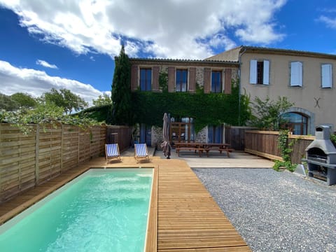 Garden, Swimming pool, sunbed