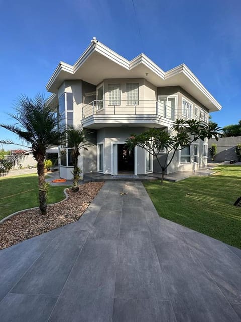 Property building, Garden view