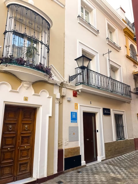 Property building, Lobby or reception