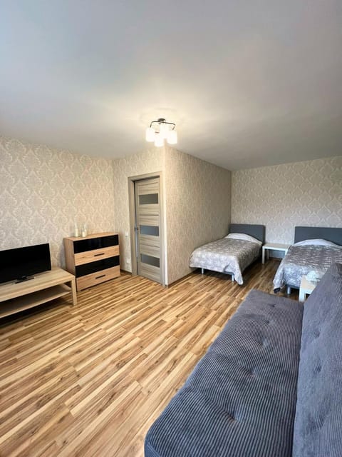 Bed, Living room, Photo of the whole room, Seating area, Bedroom
