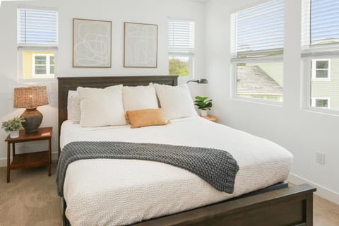 Sea Glass Villa Apartment in Oceanside