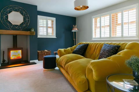 Living room, Seating area, flat iron