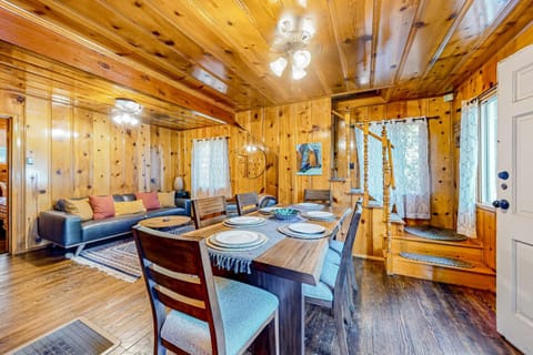 El Sueńo House in Crestline