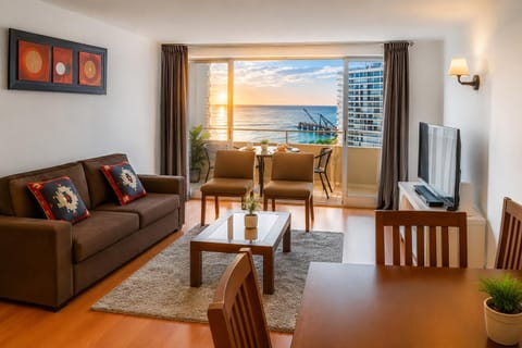 Communal lounge/ TV room, TV and multimedia, Balcony/Terrace, Living room, Sea view