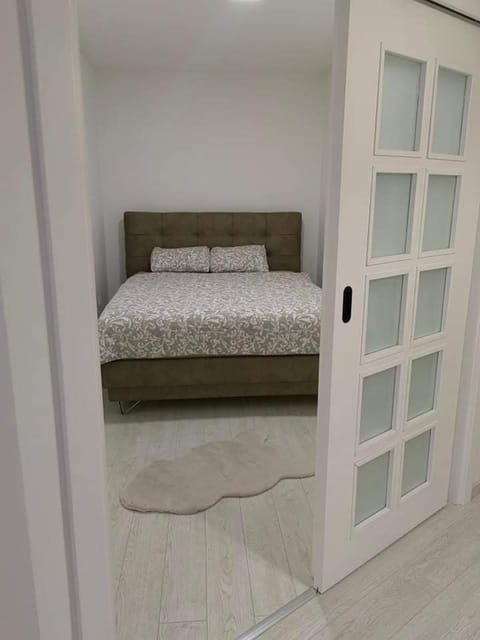 APARTMAN ANIKA - STAN NA DAN DOBOJ-Centar Apartment in Federation of Bosnia and Herzegovina