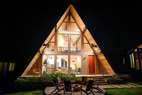 Property building, Night