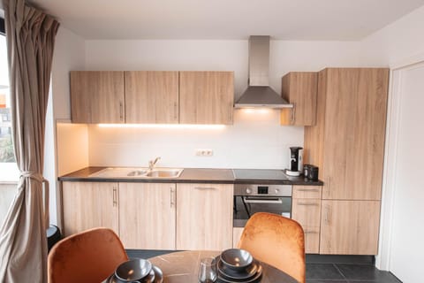 K&Y suites 2 Brussels airport 500m! Apartment in Flanders