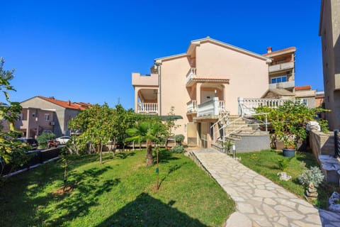 Property building, Garden