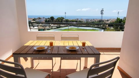 Day, View (from property/room), Balcony/Terrace, Mountain view