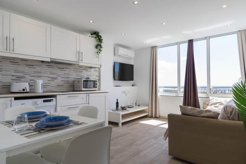 Kitchen or kitchenette, Living room, Dining area