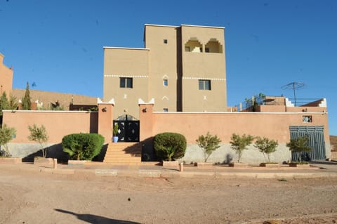 Property building, Day