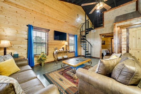 Pet-Friendly Eagletown Home about 3 Mi to Kayaking! House in Arkansas