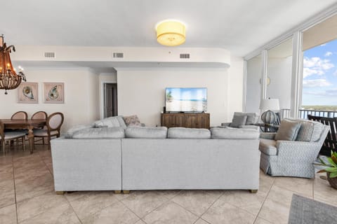 Bel Sole 1602 House in West Beach