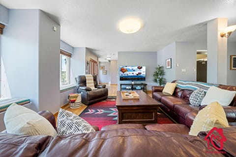 Sandia Sunsets- 8 minutes to Balloon Fiesta Park House in Nor Este