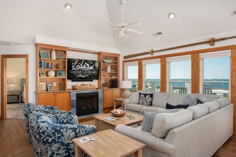 MS19 Sunset Shack House in Roanoke Island