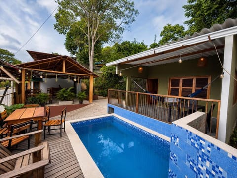 Property building, Day, Pool view, Swimming pool