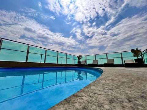 Property building, Day, Pool view, Swimming pool
