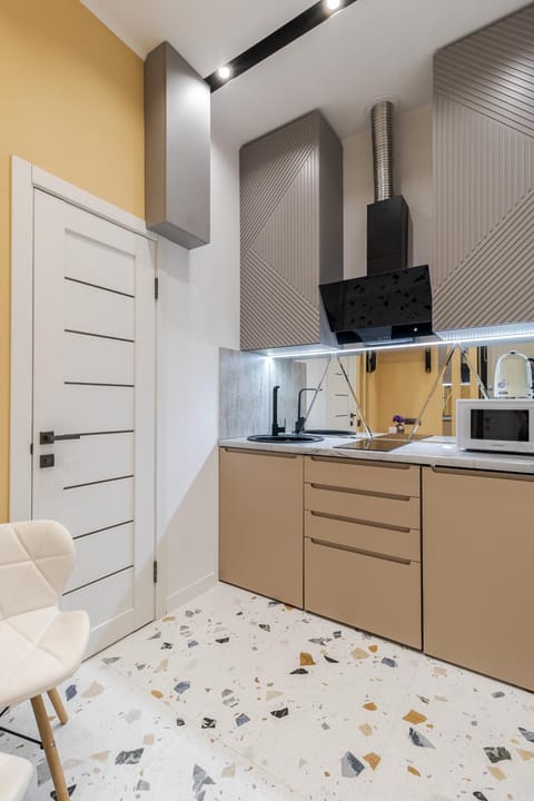 Kitchen or kitchenette, stove