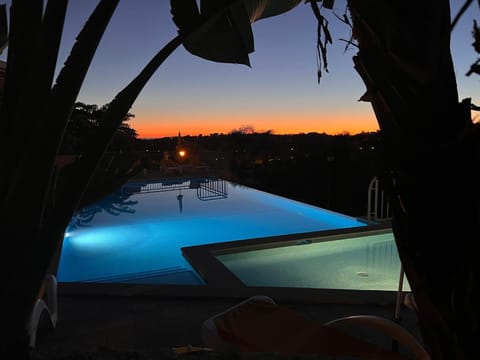 Swimming pool, Sunrise, sunbed