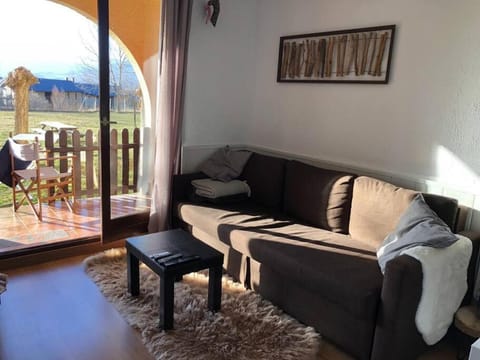 Living room, Mountain view