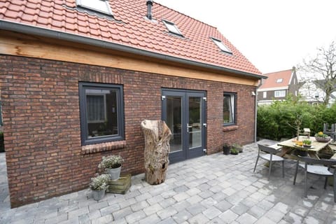 Vrijvakantiehuis Duinweg 2b House in Oostkapelle