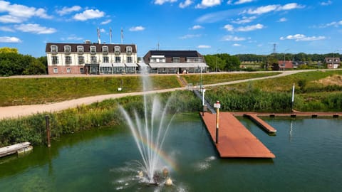 Property building, Natural landscape, Cycling, Cycling, Lake view