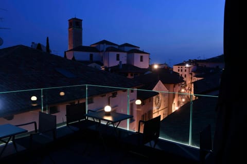 Night, Balcony/Terrace, Balcony/Terrace