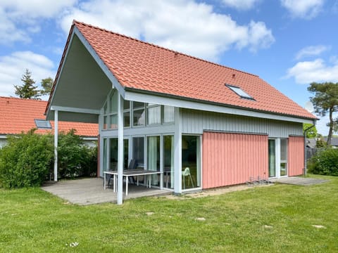 Gruppenunterkunft Wiesengeflüster S2 mit Wiesenblick, Sauna und Kamin House in Röbel