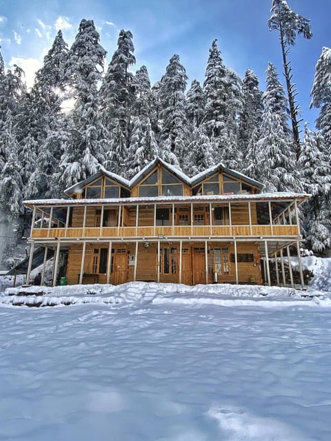 Property building, Day, Natural landscape, Winter