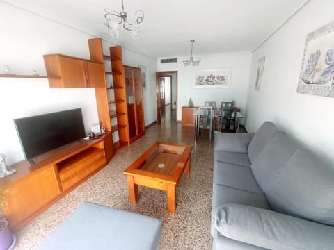 TV and multimedia, Seating area