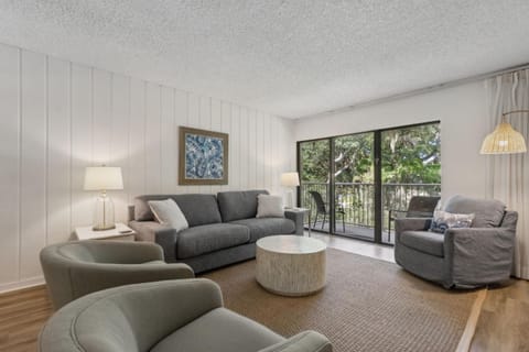 Living room, Photo of the whole room