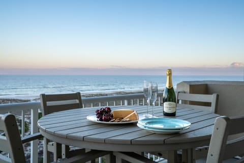 Dining area, Beach, Sea view