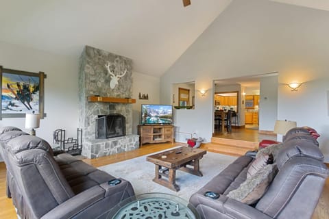 Devils Advocate House in Seven Devils