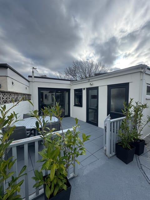 Garden Place Apartment in Wales