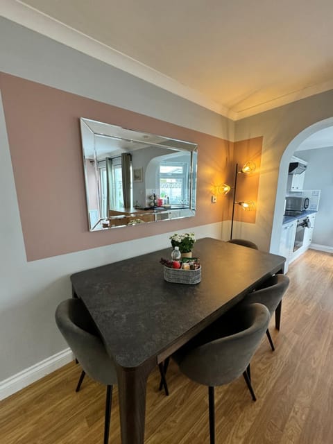 Garden Place Apartment in Wales