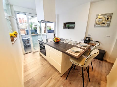 Balcony/Terrace, Kitchen or kitchenette