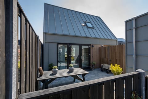 Garden, Balcony/Terrace