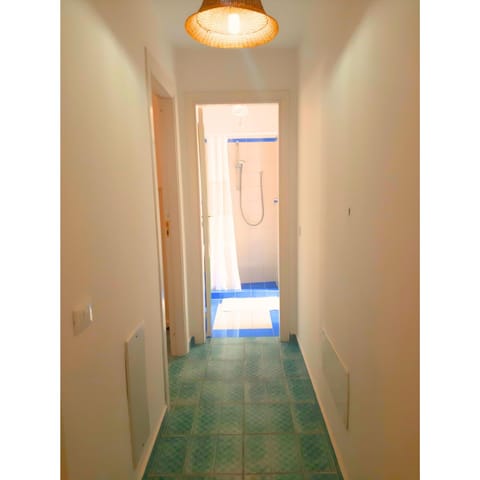 On site, Entertainment, Entertainment, soundproof