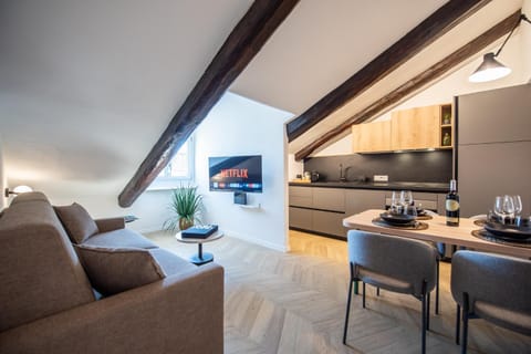 Communal lounge/ TV room, Living room