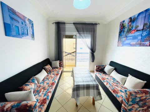 Living room, Photo of the whole room, Seating area
