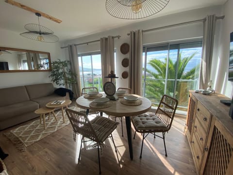 Natural landscape, Living room