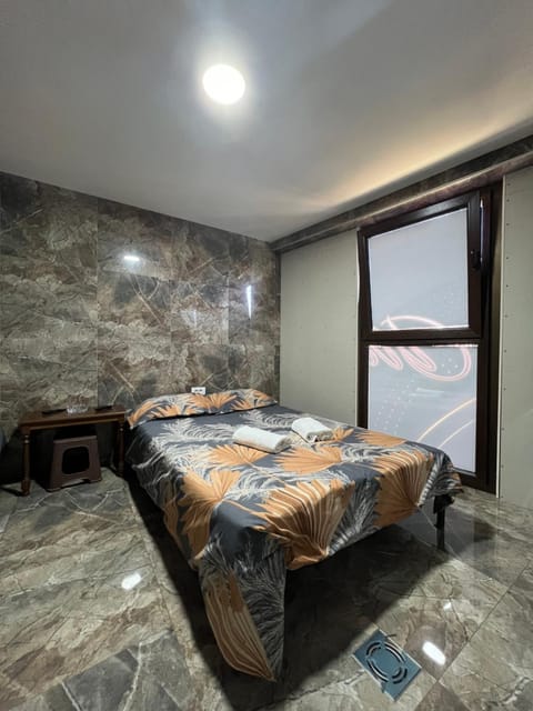 Bed, Photo of the whole room, furniture, towels