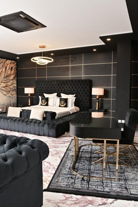 Bed, Living room, Seating area, Bedroom, VIP