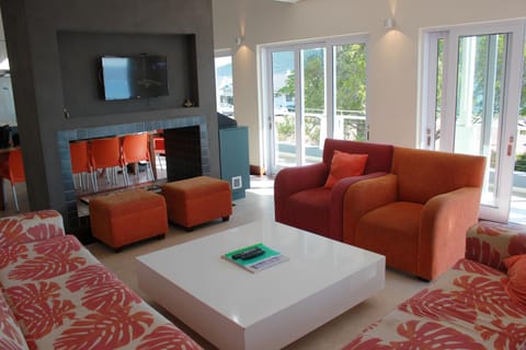 Communal lounge/ TV room, Living room