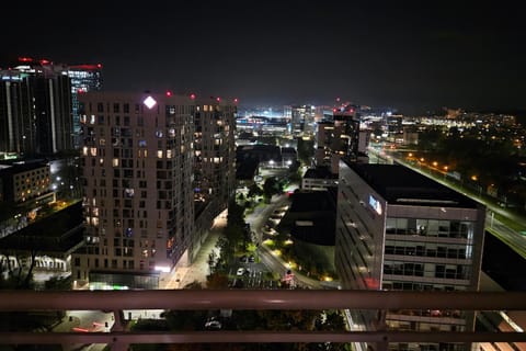 Night, Neighbourhood, View (from property/room), Balcony/Terrace, City view, Location