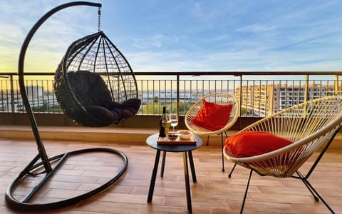 View (from property/room), Balcony/Terrace