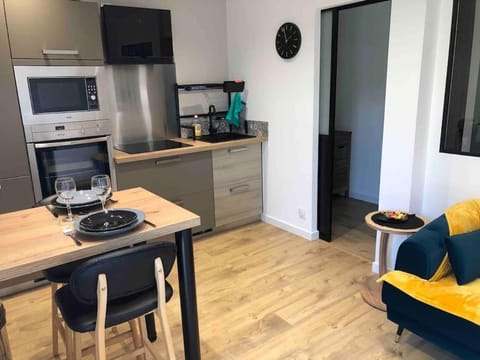minibar, pet friendly, stove