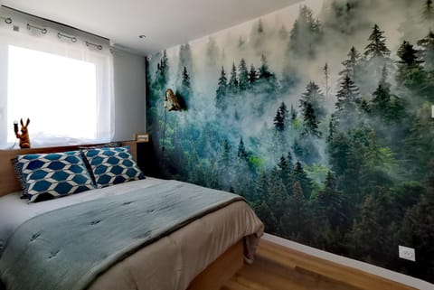 Bed, Photo of the whole room, Bedroom